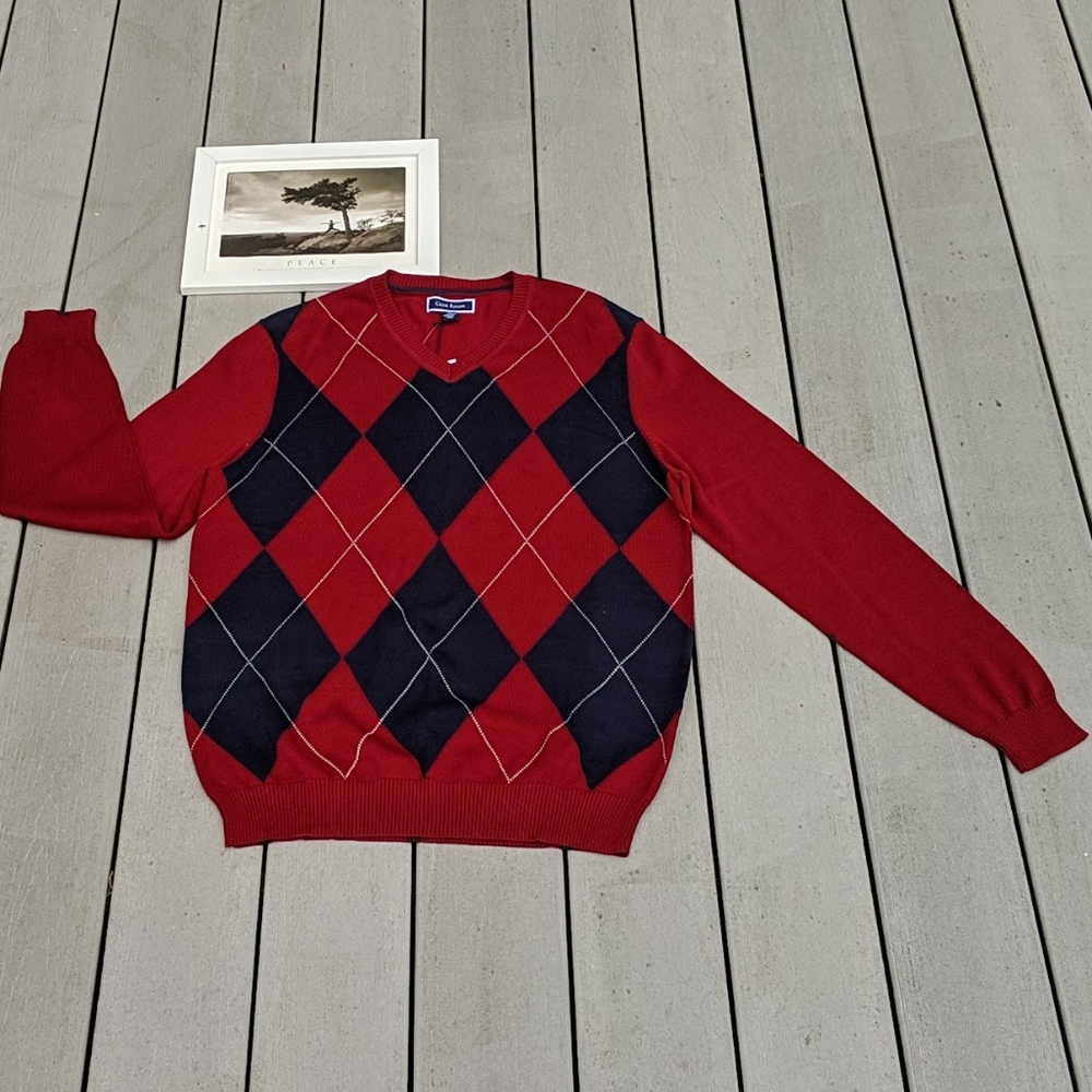 NWT CLUB ROOM V-NECK COTTON ARGYLE SWEATER SZ M.